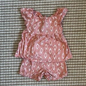 Carter’s Ikat Ruffle Top & Shorts Set – Size 5T